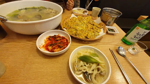 안면도바지락칼국수