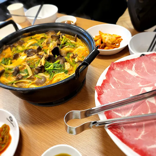 등촌샤브칼국수 상암