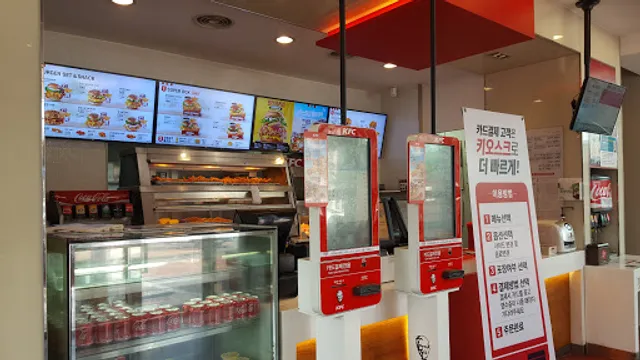 KFC 수원인계DT점