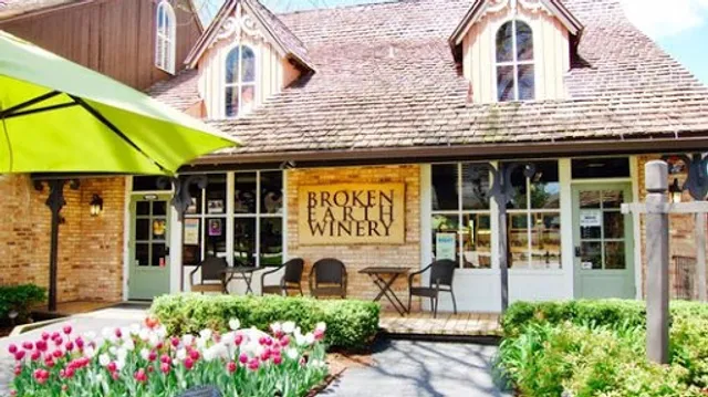 Broken Earth Winery Long Grove