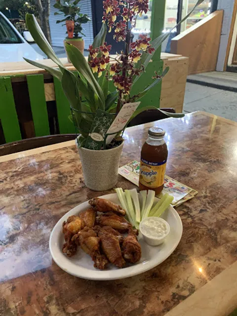 Betos Restaurant Inc