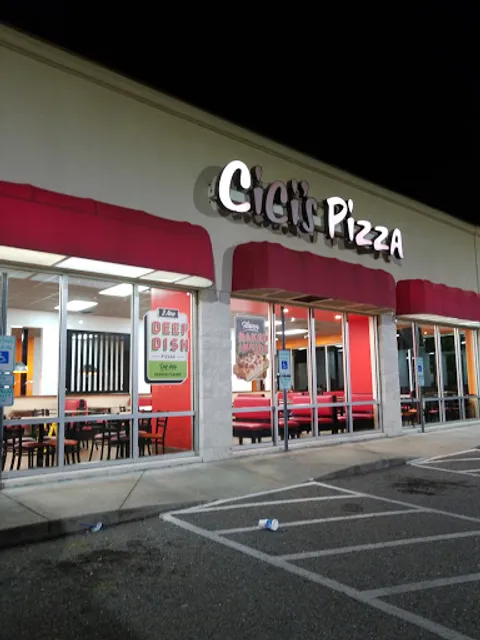 Cicis Pizza