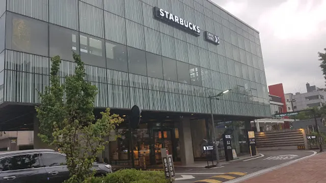 Starbucks Gimhae-daero DT
