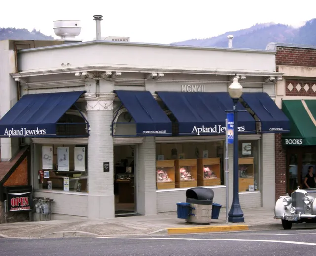 Apland Jewelers