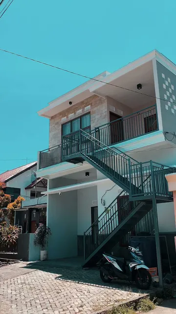 VILLA WISMA JAYA LESTARI