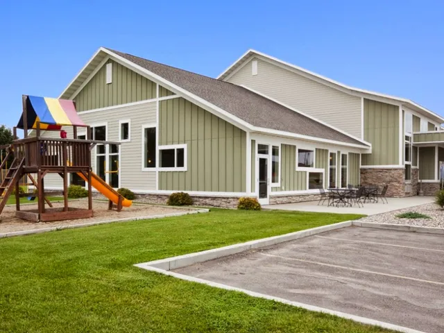 GrandStay Hotel & Suites Pipestone