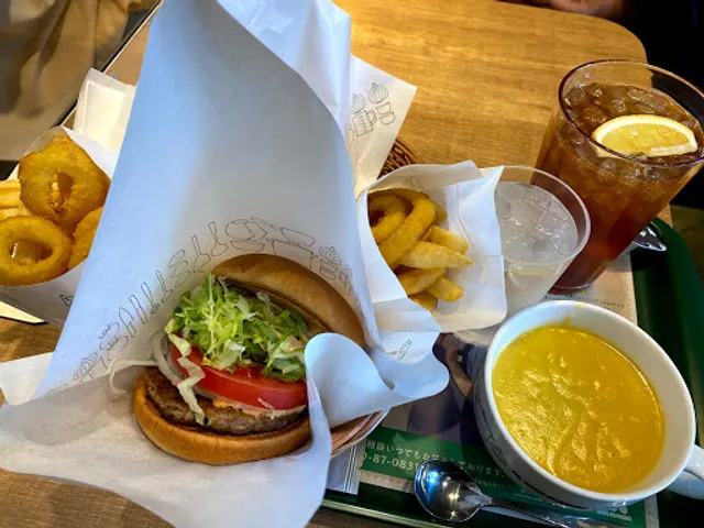 Mos Burger - Koenji Pal
