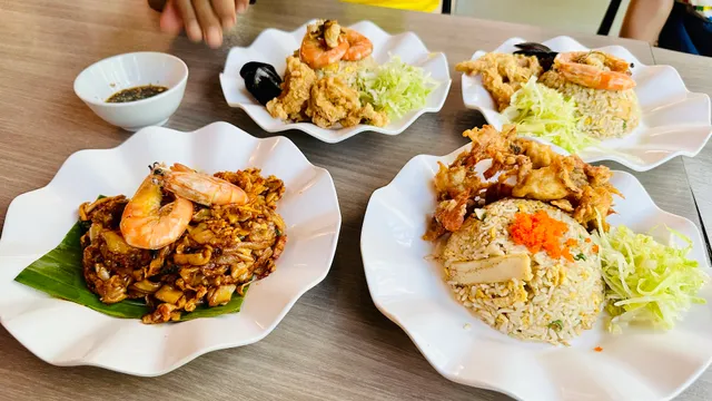 Mohd Chan by the Garden