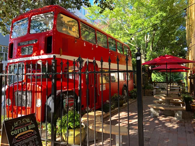 Double D's Coffee & Desserts