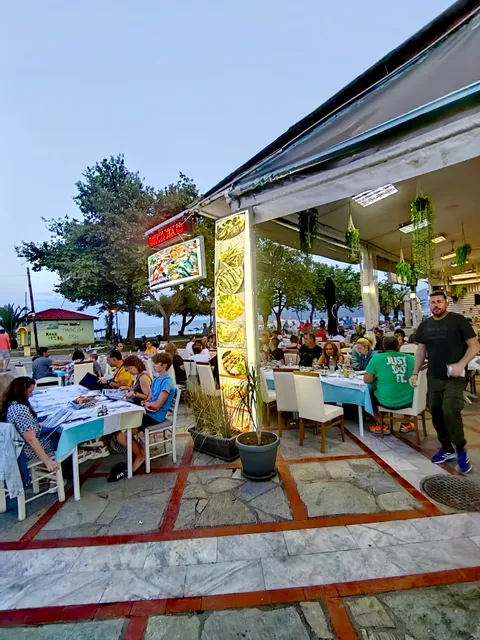 Fifty-fifty cafe restaurant