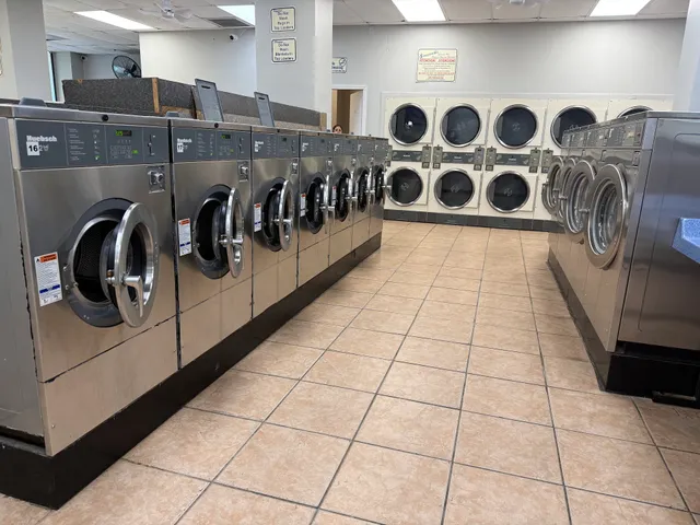 Brookshire Washateria & Cleaners