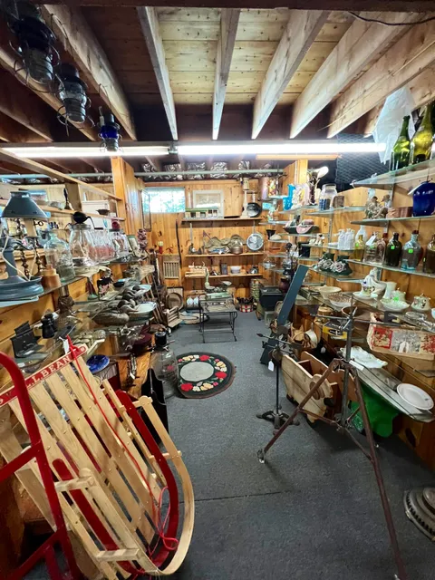 Country Store Antiques