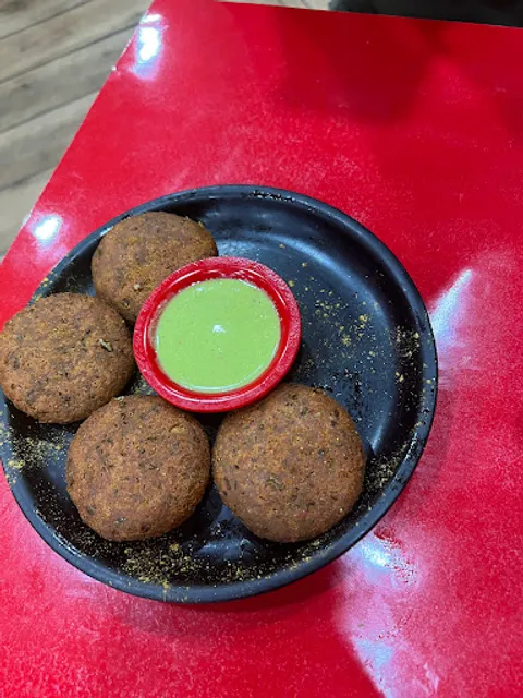 Midnight fast food and Restaurant