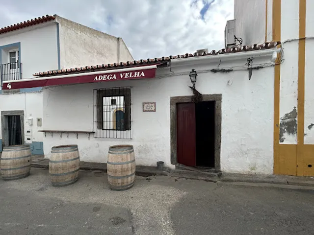 Adega Velha