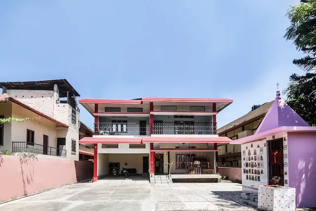 Flagship Elegant Guest House