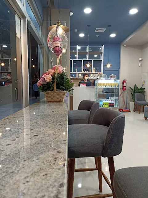 GIGIS - Cafetería & Restaurante