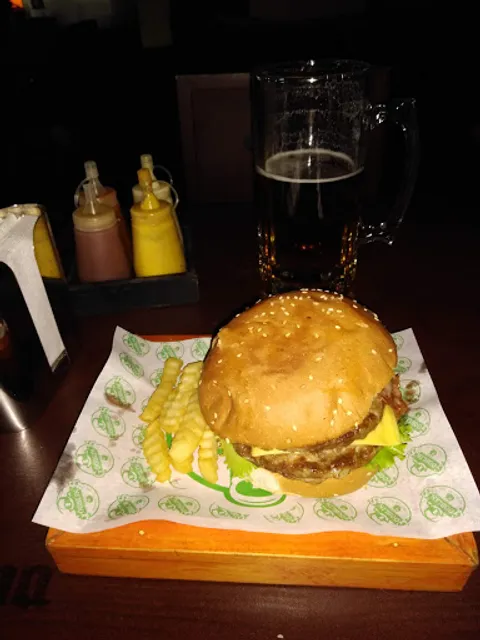 Gooblin's Pool Stage