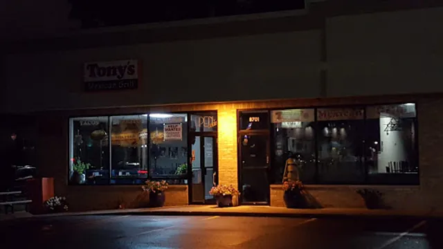 Riky's Mexican Grill