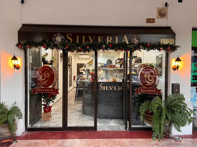 Silveria Cafe Con Pan ™️