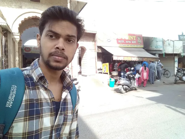 charanjeet food point