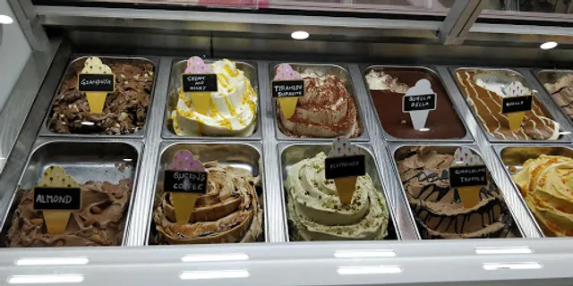 Gelato Paradise & Pizza Monk