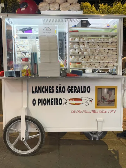 Lanches São Geraldo - Cachorro Quente do Claudinho