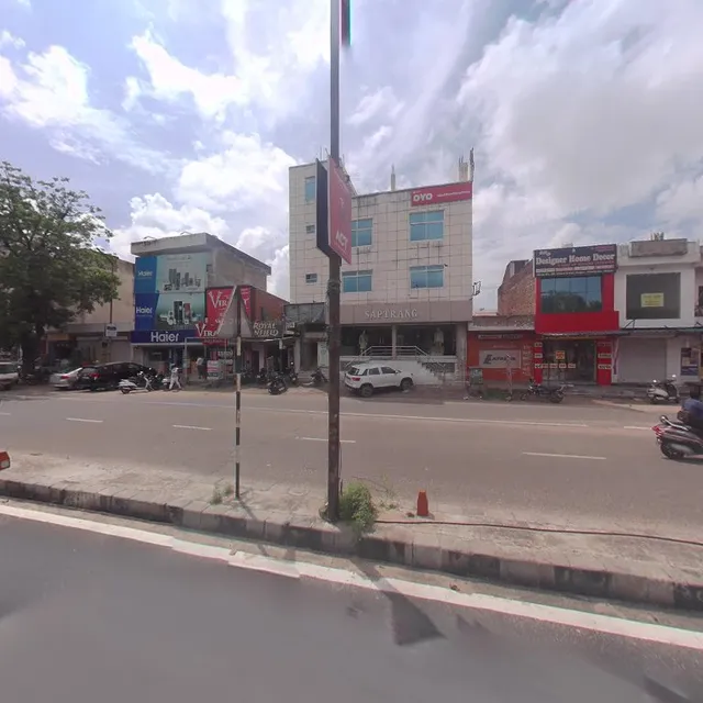 OYO Flagship 62492 Hotel Royal Residency