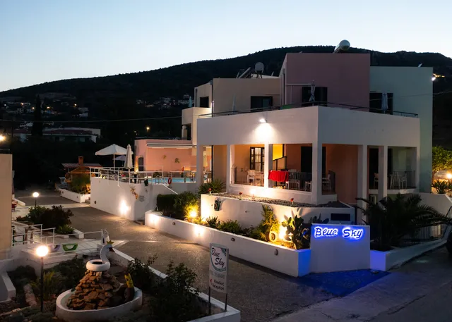 Blue Sky Hotel Apartments