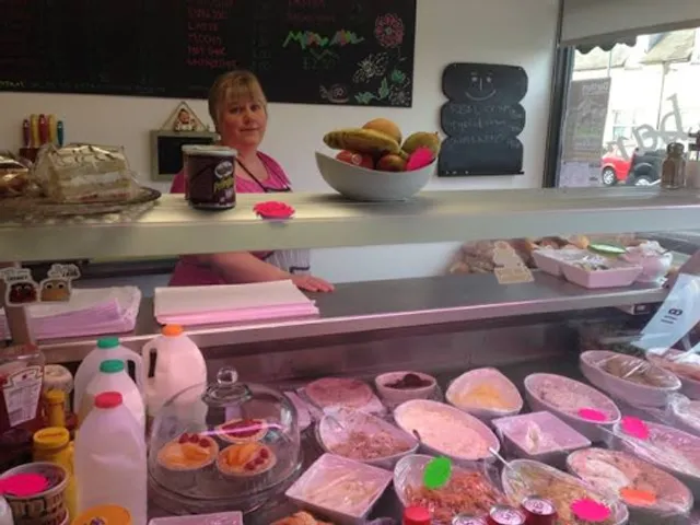 Sally Sue's Sandwich Bar