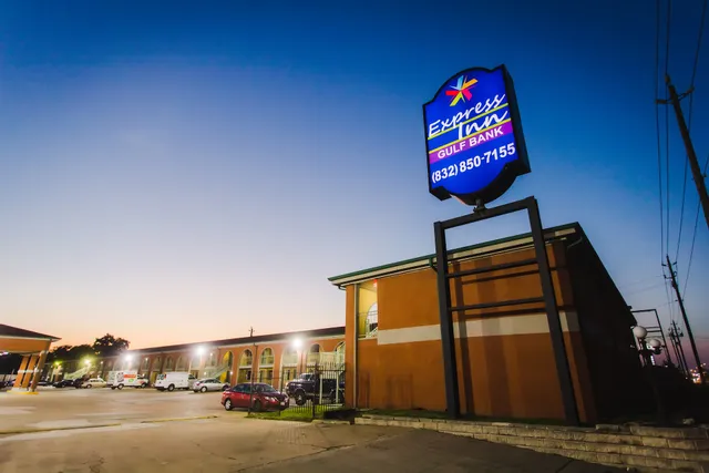 Express Inn Gulf Bank