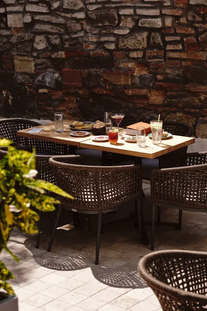 Karnevál Kávéház és Gasztrobár