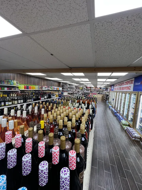 Scant's Corner Liquor Store