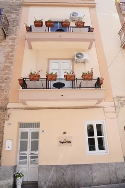 Regina Stella B&B Lascari