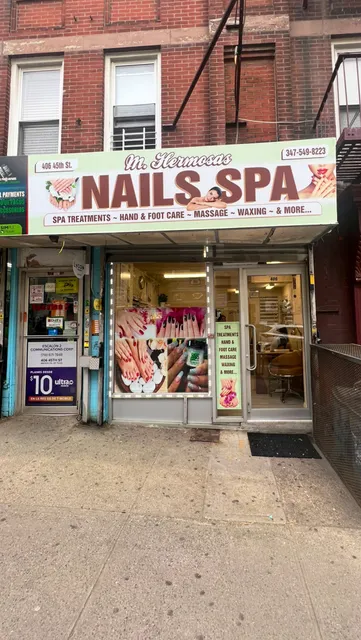 Mujeres Hermosas Nails Spa