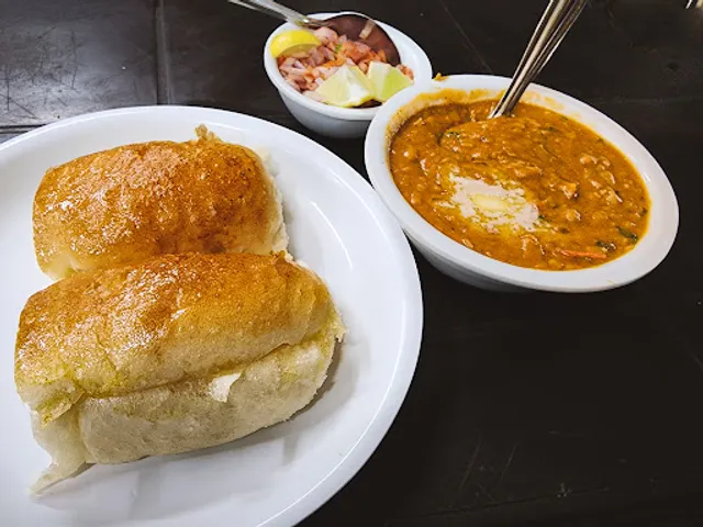 Jayshree Garden Sarasbaug