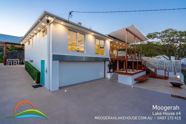 Moogerah Lake Houses