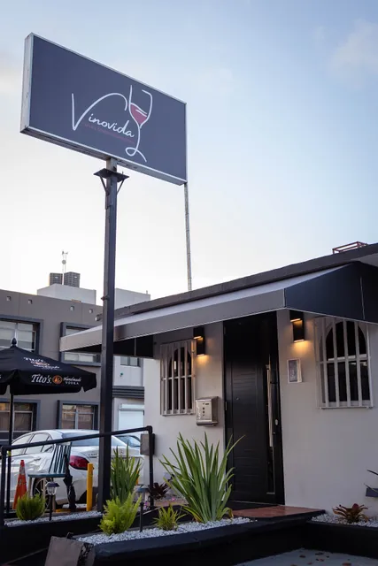 VinoVida Restaurant – Comida Internacional y Tapas