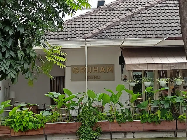 Gruham Coffee & Bistro