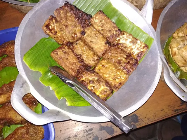 Angkringan Nasi Kucing 78 Arjuna