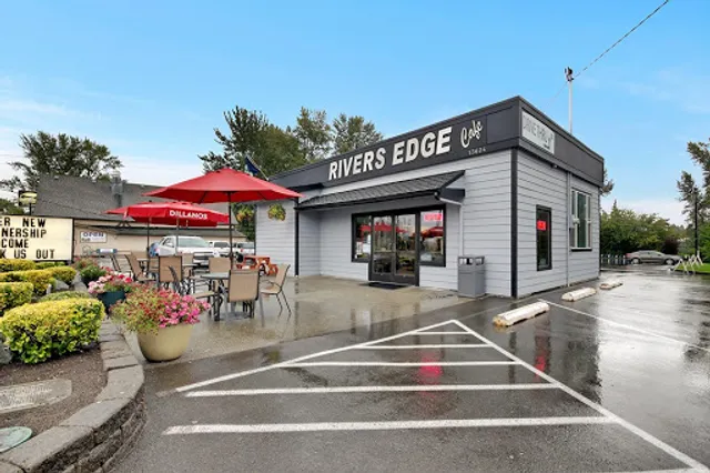 Rivers Edge Cafe & Brews