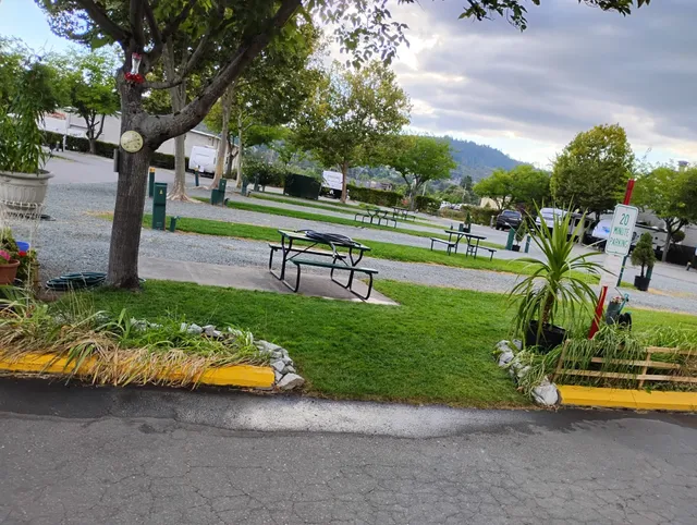 Rogue Valley Overnighter RV