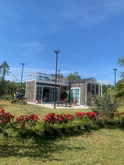 บ้านสวนมาดาม