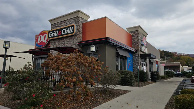 Dairy Queen Grill & Chill