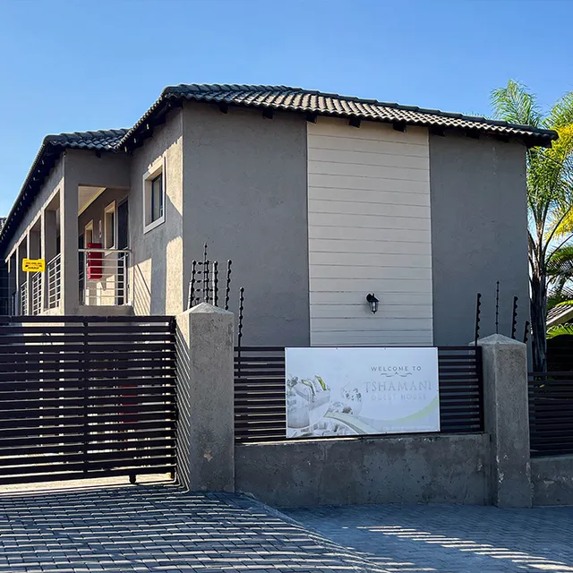 Tshamani Guest House (Self-Catering)