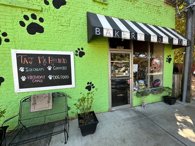 Taj Ma-Hound Bakery for Dogs