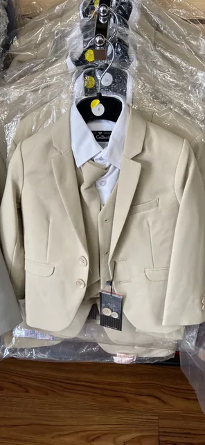 Disandras Formal Wear