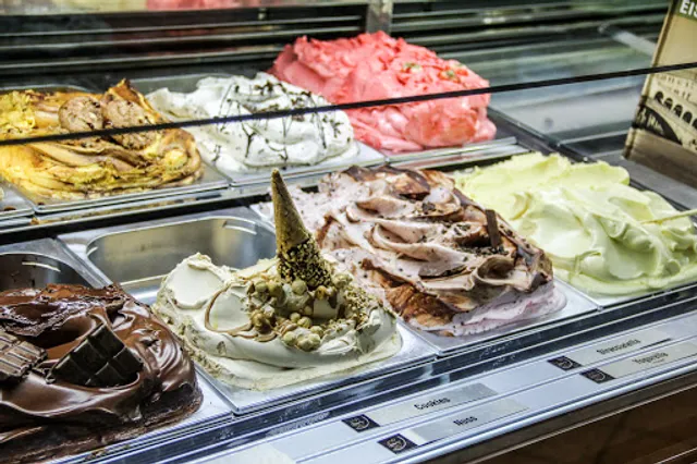 Café Gelateria La Luna