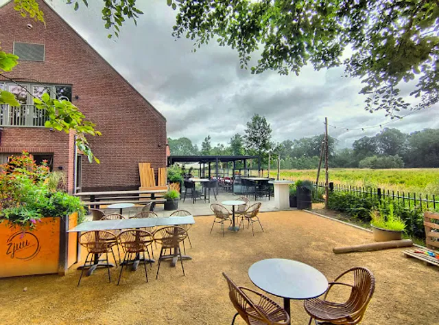 Zjuu Brunch & Borrelbar