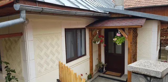 Cozy Home For Getaway