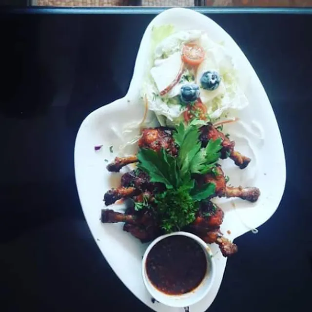 Papa Henry's Café and Resto